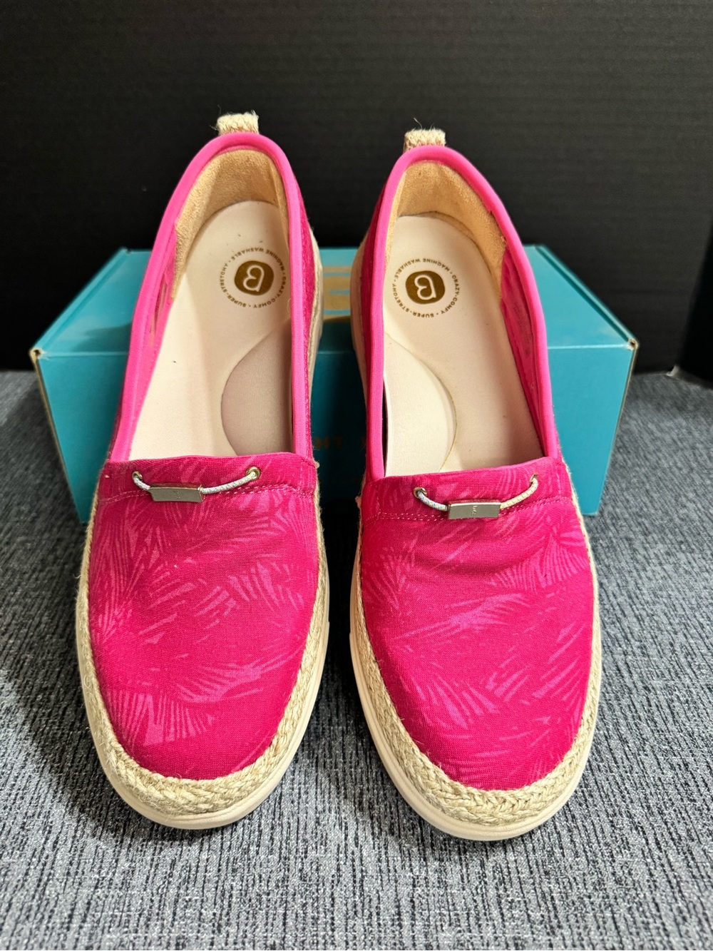 B Zees Women’s Maui Slip On Loafers - Picture 3 of 14